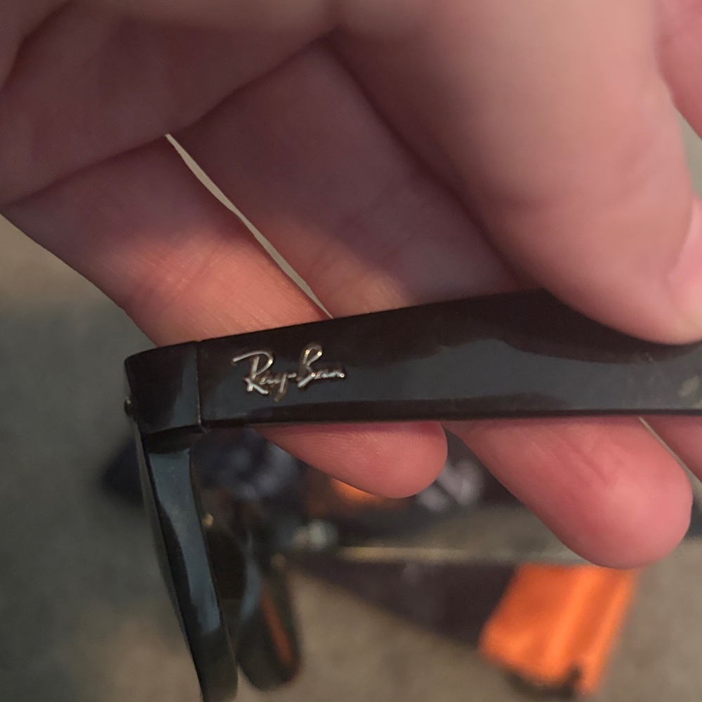 Ray-Ban Classic Black Shades-Well Loved Need Refurbishment - Picture 2 of 5